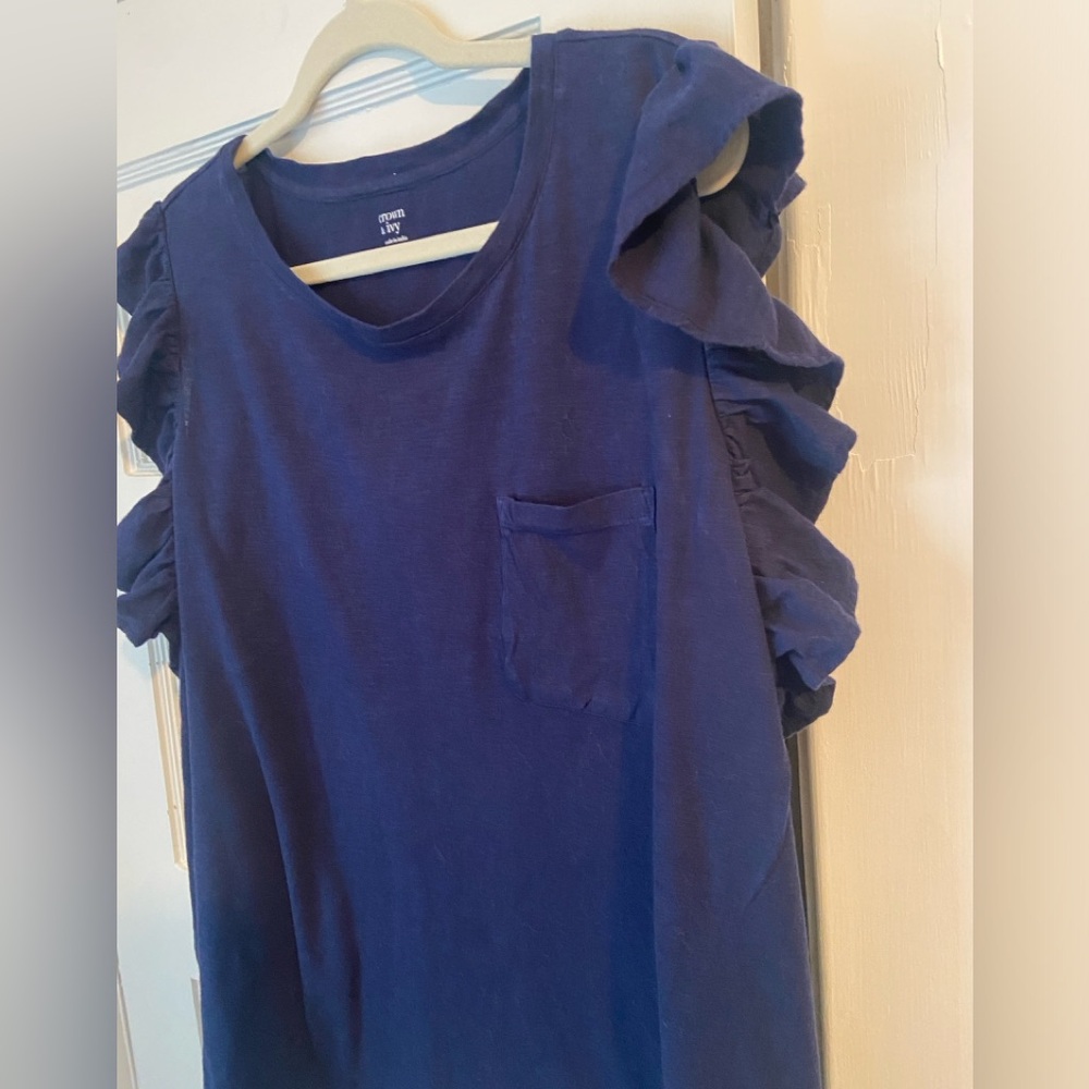 Crown & Ivy Women’s Sleeveless Ruffle Trim T-shirt XXL Navy Blue nearly new - Picture 8 of 9